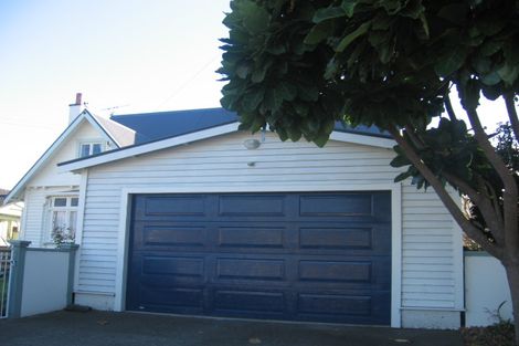Photo of property in 129 Kings Crescent, Hutt Central, Lower Hutt, 5010