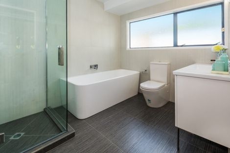 Photo of property in 129 Stapleford Crescent, Browns Bay, Auckland, 0630