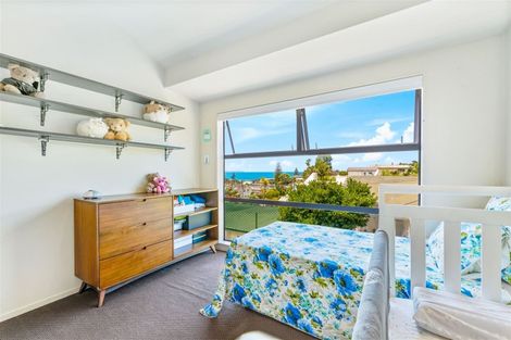 Photo of property in 1/40 Beulah Avenue, Rothesay Bay, Auckland, 0630