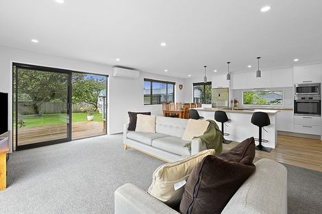 Photo of property in 369 Carrington Street, Upper Vogeltown, New Plymouth, 4310