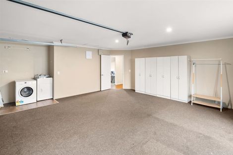 Photo of property in 226 Mark Avenue, Grenada Village, Wellington, 6037