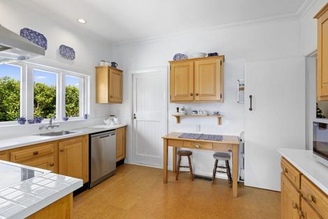 Photo of property in 18 Hathaway Avenue, Boulcott, Lower Hutt, 5010