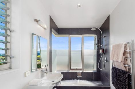 Photo of property in 21 Pa Road, Kaiwaka, 0573