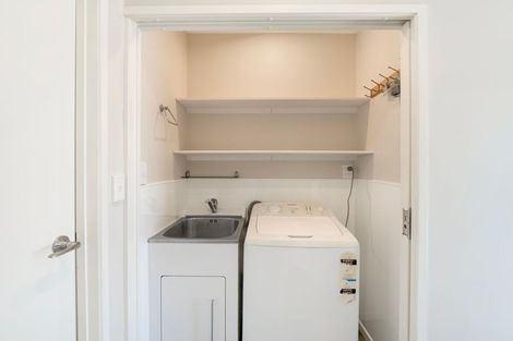 Photo of property in 4 Iwiroa Terrace, Durie Hill, Whanganui, 4500