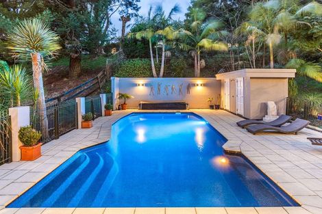 Photo of property in 9 Tiffany Close, Totara Park, Auckland, 2019