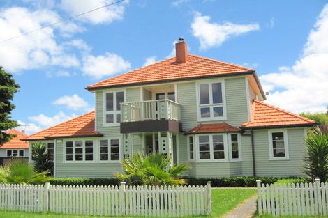 Photo of property in 4 Village Way, Ardmore, Papakura, 2582