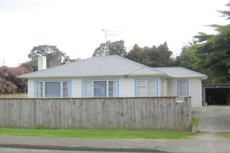 Photo of property in 10 Kawiu Road, Levin, 5510