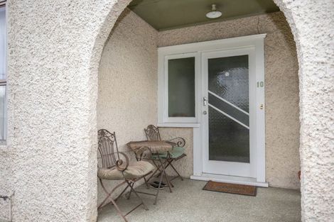 Photo of property in 10 Allardice Street, Dannevirke, 4930