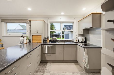 Photo of property in 14 Lincoln Street, Riversdale, 9776