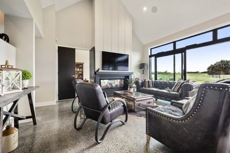 Photo of property in 404 Waiau Pa Road, Waiau Pa, Pukekohe, 2679