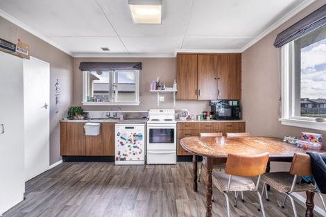 Photo of property in 6 Nevis Crescent, Grasmere, Invercargill, 9810