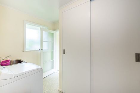 Photo of property in 22 Hohiria Street, Waikanae Beach, Waikanae, 5036