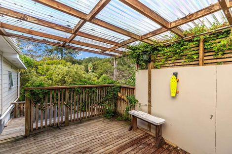 Photo of property in 19 Stallard Place, Glen Eden, Auckland, 0602