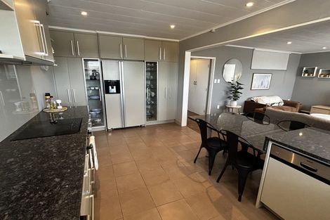 Photo of property in 4/8 Lee Road, Taradale, Napier, 4112