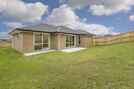 Photo of property in 96 Hillpark Drive, Pokeno, 2402
