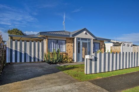 Photo of property in 2 Wanaka Street, Tikipunga, Whangarei, 0112