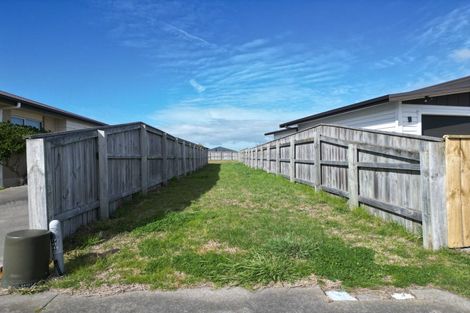Photo of property in 6 Oxnam Place, Foxton Beach, Foxton, 4815