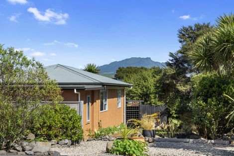 Photo of property in 6 Tutchen Avenue, Raglan, 3225