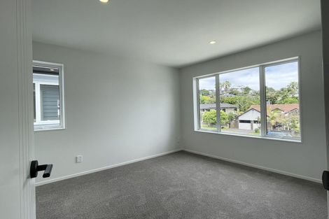 Photo of property in 3b Kaniere Place, Half Moon Bay, Auckland, 2012