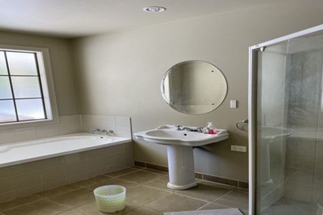 Photo of property in 249 Whitford-maraetai Road, Whitford, Howick, 2571