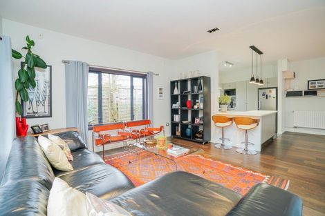 Photo of property in 21 Allan Street, Otatara, Invercargill, 9879