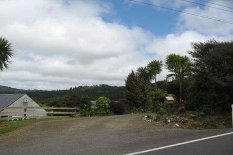 Photo of property in 56 Bethells Road, Waitakere, Auckland, 0782