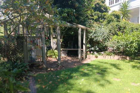 Photo of property in 103 Salamanca Road, Wellington Central, Wellington, 6011