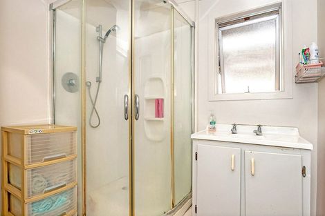 Photo of property in 16 Queens Road, Elgin, Gisborne, 4010