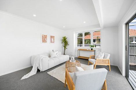 Photo of property in 10 Holland Road, Fairfield, Hamilton, 3214