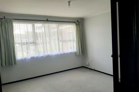 Photo of property in 14 Mccullough Avenue, Papatoetoe, Auckland, 2025