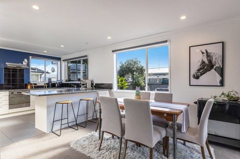 Photo of property in 2 Lynley Crescent, Blenheim, 7201