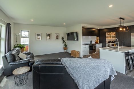 Photo of property in 33 Lewis Crescent, Rolleston, 7614