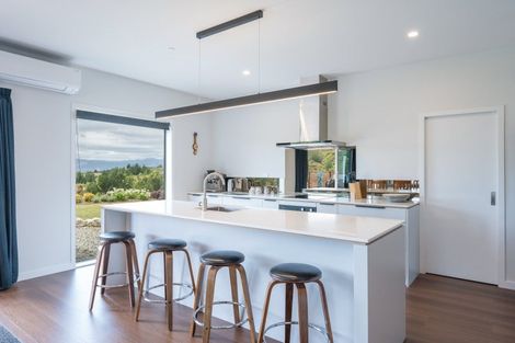 Photo of property in 32 Mahoe Close, Upper Moutere, 7173