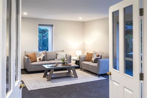 Photo of property in 2 Rosefield Lane, Northcote, Christchurch, 8052