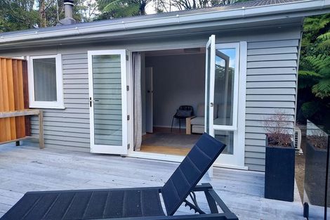 Photo of property in 55 Sylvan Valley Avenue, Titirangi, Auckland, 0604