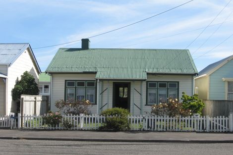 Photo of property in 17 Harrison Street, Whanganui, 4500