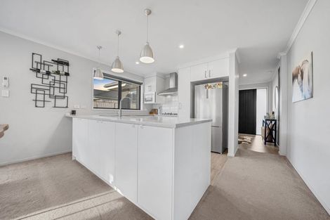 Photo of property in 8 Millbrae Place, Pokeno, 2402