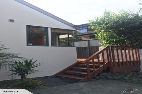 Photo of property in 19 Grammar School Road, Pakuranga, Auckland, 2010