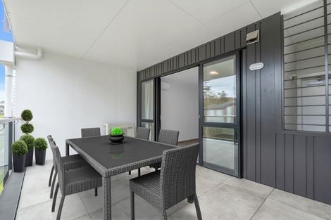 Photo of property in 15/11 Carlos Drive, Flat Bush, Auckland, 2016