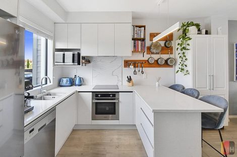 Photo of property in 97 Te Aparangi Road, Papakura, 2110