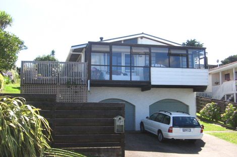 Photo of property in 7 Middlesex Place, Northland, Wellington, 6012
