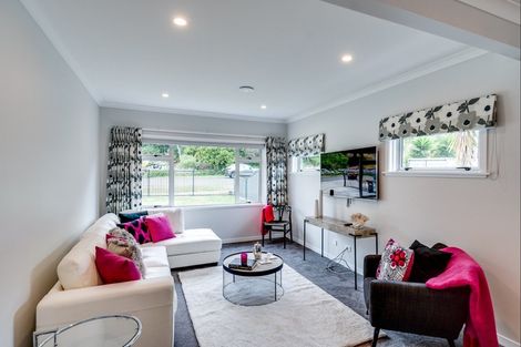 Photo of property in 91 Puketapu Road, Taradale, Napier, 4112