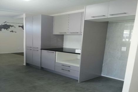 Photo of property in 68 Hutchinsons Road, Bucklands Beach, Auckland, 2014