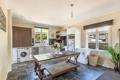 Photo of property in 1/68 Woodleigh Street, Frankleigh Park, New Plymouth, 4310