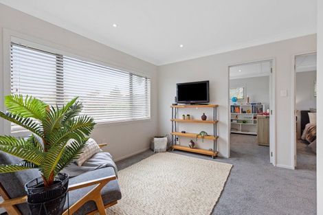 Photo of property in 64 Stableford Drive, Pyes Pa, Tauranga, 3112