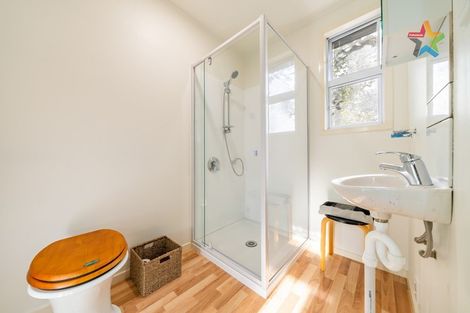 Photo of property in 9 Haven Grove, Naenae, Lower Hutt, 5011