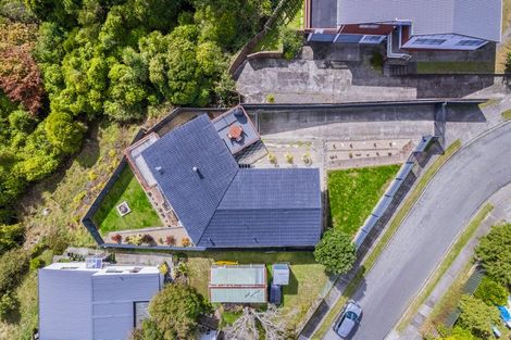 Photo of property in 2 Ash Grove, Ranui, Porirua, 5024