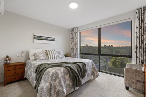 Photo of property in 101 Oteki Park Drive, Welcome Bay, Tauranga, 3112