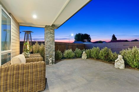 Photo of property in 12 Gardner Place, Otaki, 5512