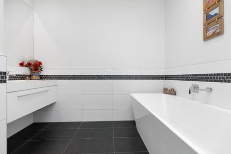 Photo of property in 19 Boulder Lane, Pyes Pa, Tauranga, 3112